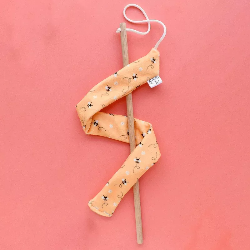 Honeybees Chaser Interactive Cat Toy