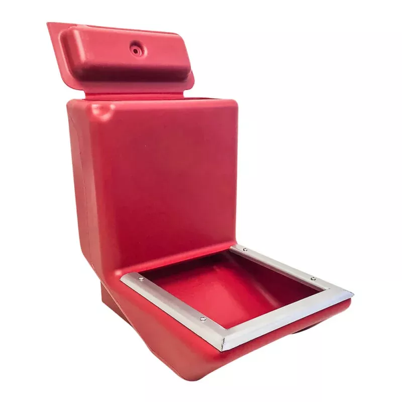 Kane Kennel Feeder Red