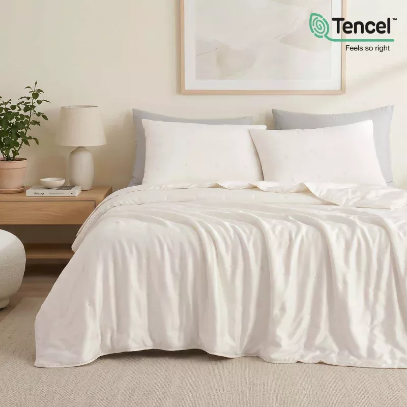 Tencel Eco-friendly Silky Cooling Comforter Off White