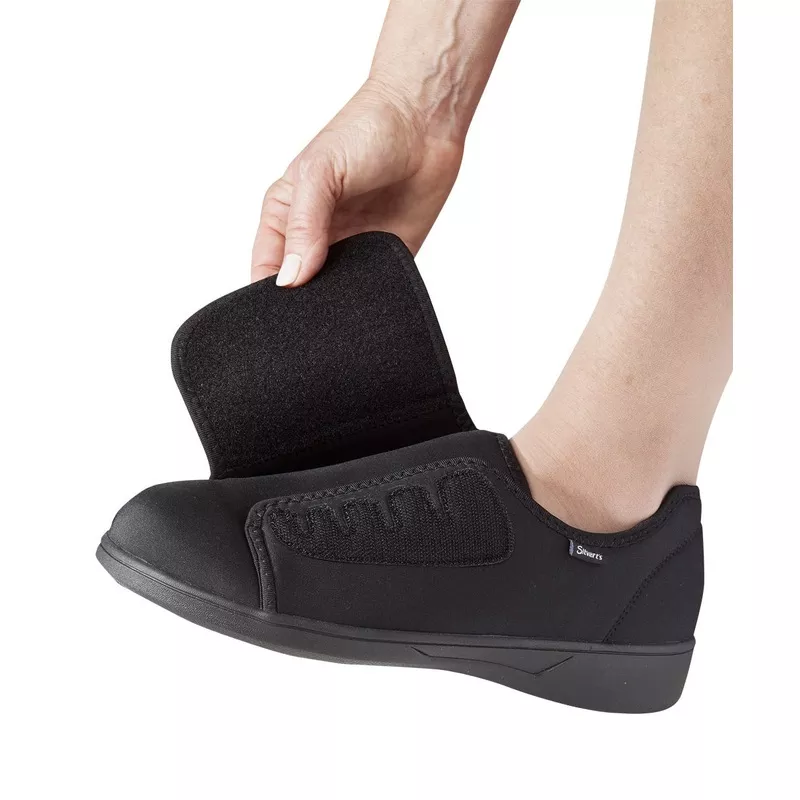 Women’s Extra Wide Comfort Shoes